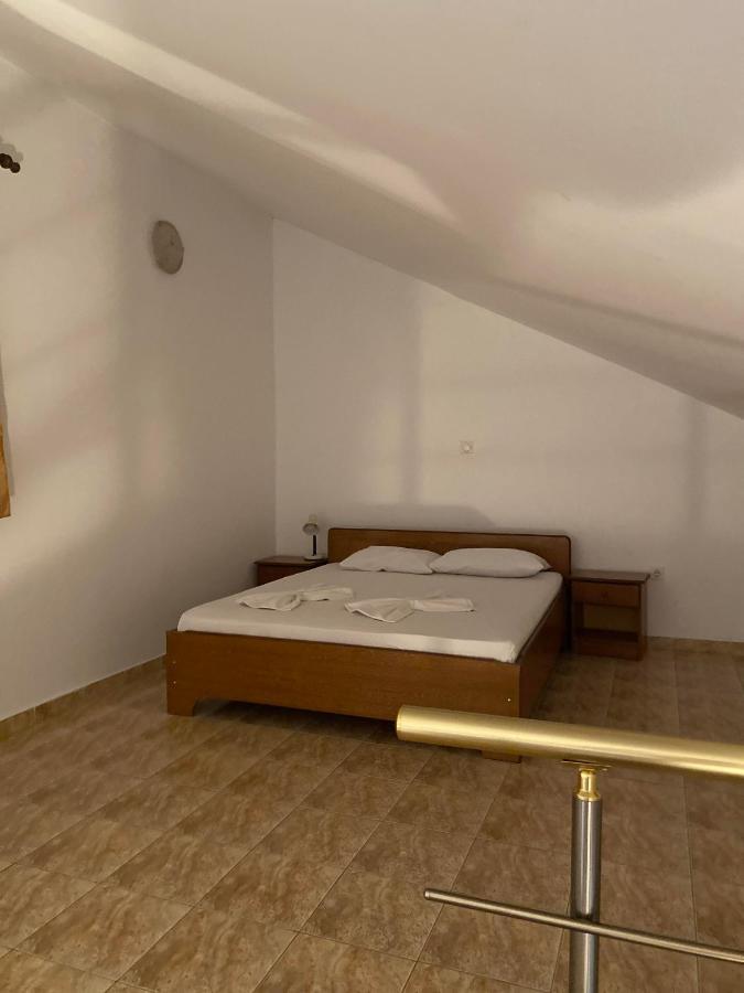 Apartments Toni Ulcinj Exterior foto