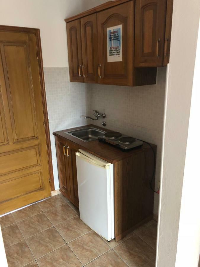 Apartments Toni Ulcinj Exterior foto