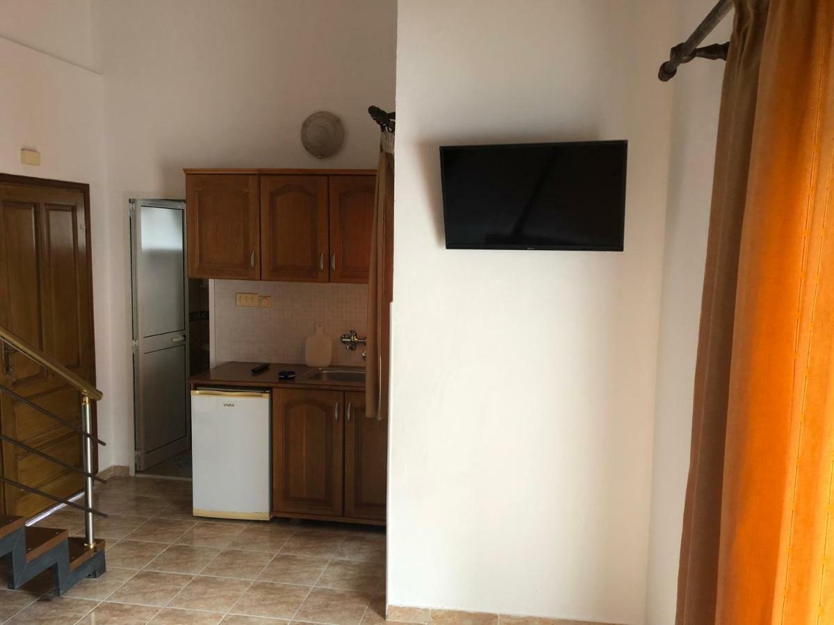 Apartments Toni Ulcinj Exterior foto